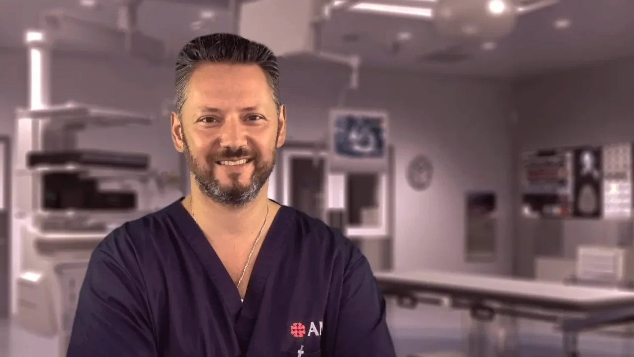 Neurochirurg din Constanța, anchetat pentru presupuse fraude și suprataxare a unui pacient