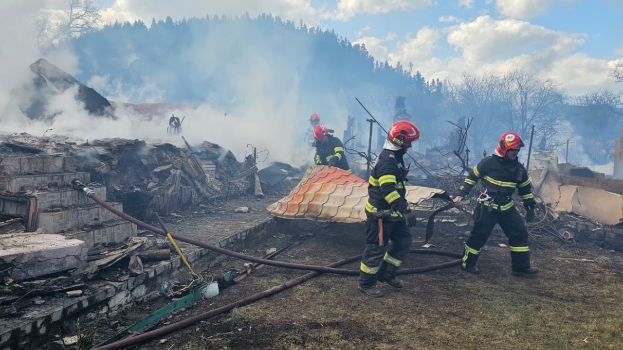 Guvernul anunță ajutoare pentru familiile afectate de incendiul devastator din Soveja