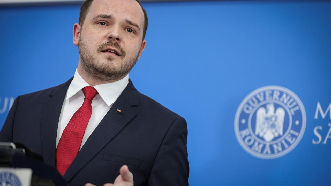 Alexandru Rogobete avertizează asupra efectelor noii legi a salarizării din sănătate: „Medicii ar putea pleca din nou din România”