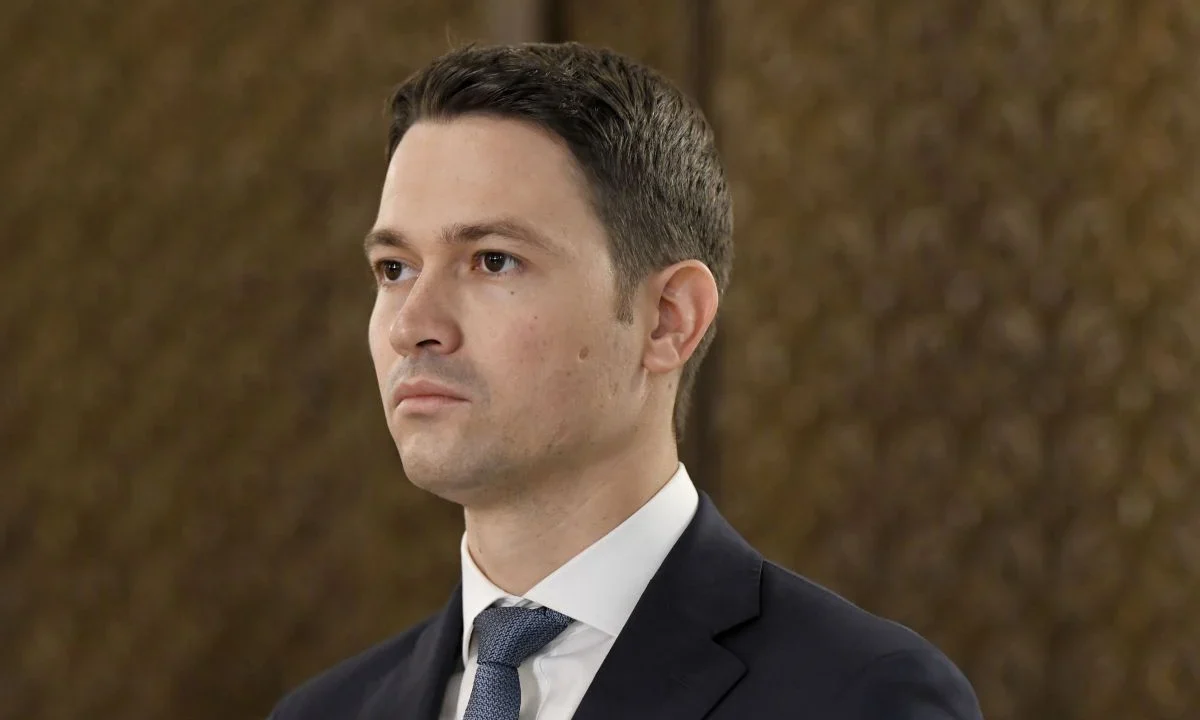 Robert Sighiartău susține că Nicușor Dan a fost implicat în tentativa de schimbare a lui Ilie Bolojan de la conducerea partidului.